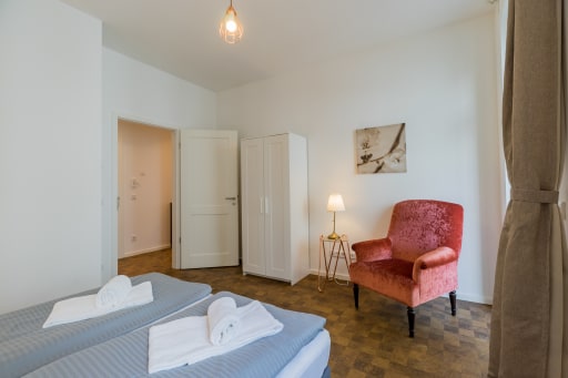 Rent 1 room apartment Berlin | Entire place | Berlin | Tolle 2 Zimmer Wohnung mit Balkon direkt am Hermannplatz | Hominext