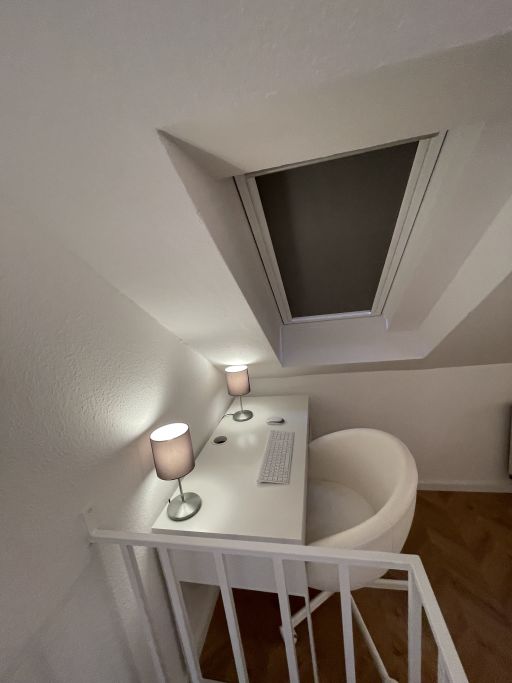 Miete 1 Zimmer Wohnung Rösrath | Ganze Wohnung | Rösrath | Stilvolle Maisonette Wohnung in der Nähe vom Flughafen Köln | Hominext