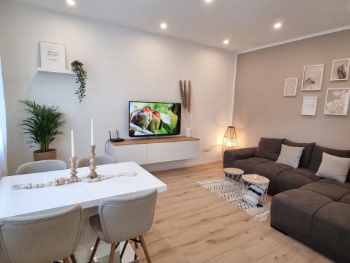 Rent 2 rooms apartment Essen | Entire place | Essen | Boho Home -liebevoll vollausgestatte 3ZKB in Uniklink-Nähe mit Gartennutzung | Hominext