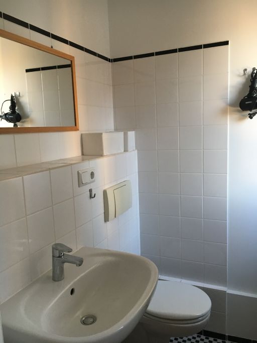 Rent 1 room apartment Oberursel (Taunus) | Entire place | Oberursel (Taunus) | 1 Zi-Apt., voll möbliert und ausgestattet in Oberursel nach Frankfurt | Hominext