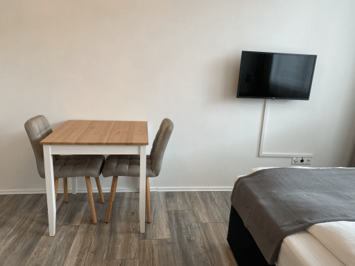 Miete 1 Zimmer Wohnung Köln | Ganze Wohnung | Köln | Gemütliches Studio Apartment im beliebten Studentenviertel, Nähe Barbarossaplatz | Hominext