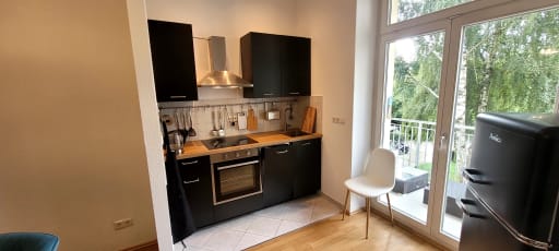 Rent 1 room apartment Dresden | Entire place | Dresden | Schickes Designer Appartment mit riesigem Balkon am Großen Garten | Hominext