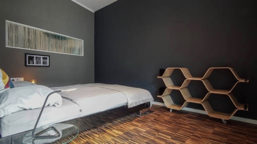 Miete 1 Zimmer Wohnung Berlin | Ganze Wohnung | Berlin | Geräumiges Studio mit Balkon zur Miete in Friedrichshain | Hominext