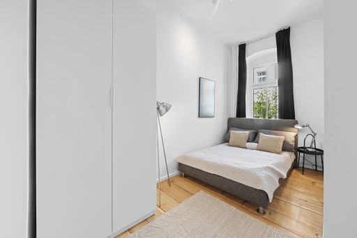 Rent 4 rooms apartment Berlin | Entire place | Berlin | gemütliche 5-Zimmer-Wohnung im Herzen von Berlin mit guter Verkehrsanbindung | Hominext