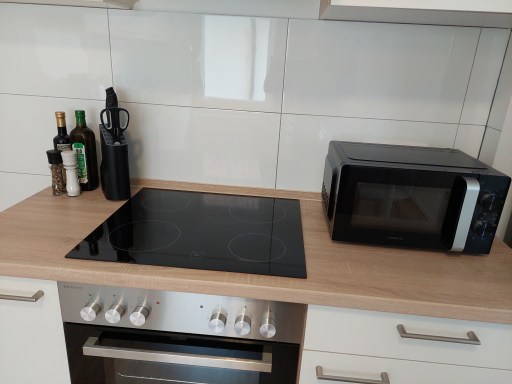 Rent 2 rooms apartment Bielefeld | Entire place | Bielefeld | Gemütliche Familienwohnung in Bahnhofsnähe und Norparknähe! | Hominext