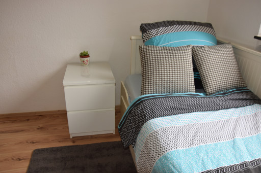 Miete 1 Zimmer Wohnung Hürth | Studio | Hürth | süßes Zimmer mit schicker Küche + 2 Bäder | Hominext