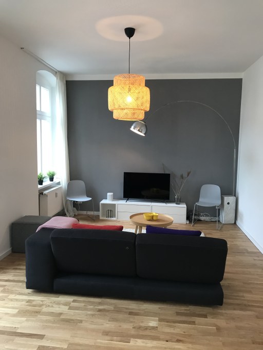 Rent 1 room apartment Berlin | Entire place | Berlin | Moderne, helle und ruhige 2 Zimmer Businesswohnung mit Balkon im denkmalgeschützen Altbau im grünen Pankow | Hominext