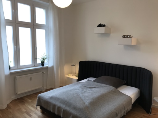 Rent 1 room apartment Berlin | Entire place | Berlin | Moderne, helle und ruhige 2 Zimmer Businesswohnung mit Balkon im denkmalgeschützen Altbau im grünen Pankow | Hominext