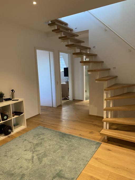 Miete 2 Zimmer Wohnung Köln | Ganze Wohnung | Köln | Luxus-Dachgeschoss Wohnnung mit tollem Balkon | Hominext