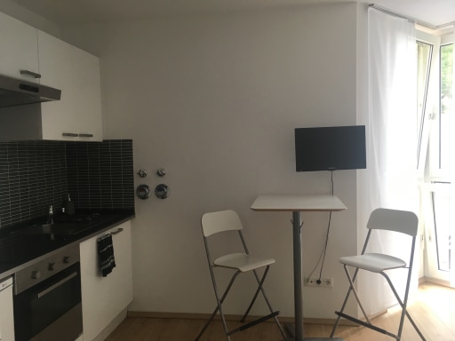 Miete 1 Zimmer Wohnung Düsseldorf | Ganze Wohnung | Düsseldorf | Stilvolles Wohlfühl-Apartment, Nähe Medienhafen | Hominext