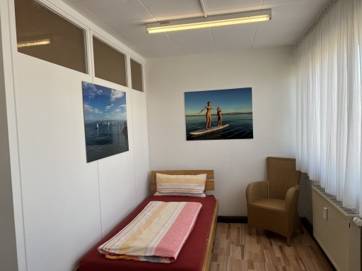 Miete 2 Zimmer Wohnung Friedrichshafen | Ganze Wohnung | Friedrichshafen | Geräumige Zweizimmerwohnung | Hominext