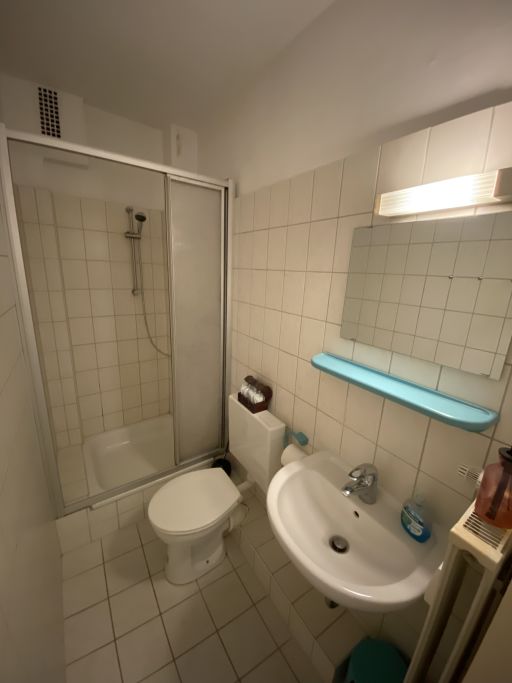 Miete 1 Zimmer Wohnung Bremen | Ganze Wohnung | Bremen | Studio Apartment mit Balkon und Wifi | Hominext