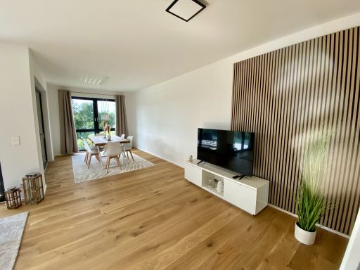 Rent 2 rooms apartment Oedheim | Entire place | Oedheim | Suite am Kocher mit Balkon, Netflix & Parkplatz | Hominext