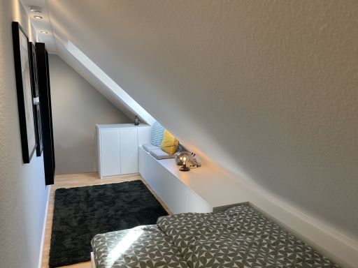 Miete 1 Zimmer Wohnung Düsseldorf | Ganze Wohnung | Düsseldorf | Maisonette in Düsseldorfs im Herzen der Stadt | Hominext