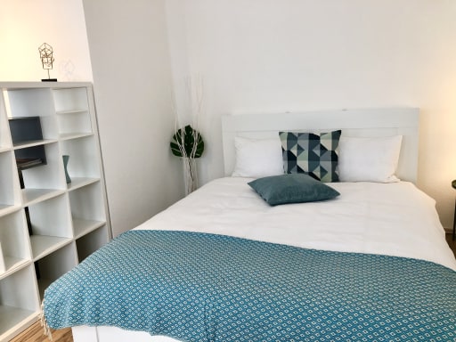 Rent 1 room apartment Leverkusen | Entire place | Leverkusen | Neues, modisches Apartment im Stadtzentrum von Leverkusen (mit Parkplatz &  nahe Hauptbahnhof) | Hominext