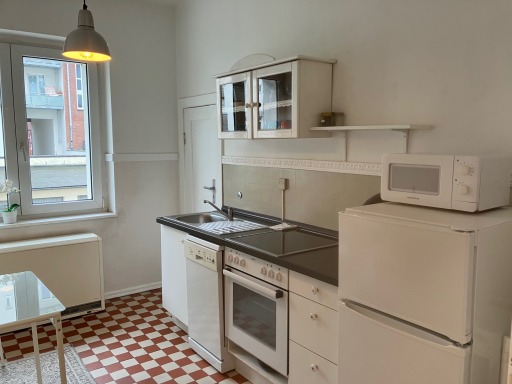 Rent 1 room apartment Hamburg | Entire place | Hamburg | Frisch renovierte und zentrale Wohnung Hamburg- U2/4 Burgstr | Hominext