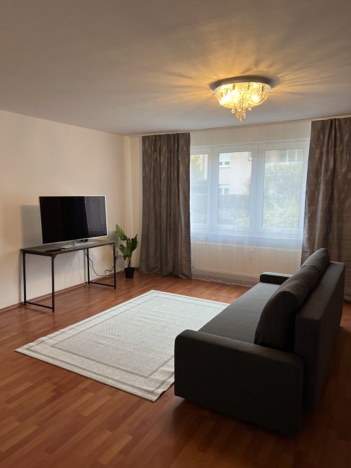 Rent 3 rooms apartment Augsburg | Entire place | Augsburg | Gartenwohnung nahe Erholungsgebiet | Hominext