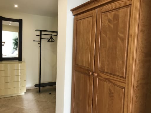 Rent 1 room apartment Düsseldorf | Entire place | Düsseldorf | Ruhige großzügige Zwei-Zimmerwohnung mit zwei Balkonen | Hominext