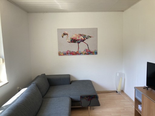 Rent 3 rooms apartment Berlin | Entire place | Berlin | Großzügige Doppelhaushälfte mit privatem Garten in Berlin Pankow - Niederschönhausen | Hominext