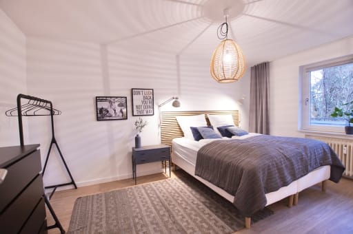 Miete 1 Zimmer Wohnung Kaarst | Ganze Wohnung | Kaarst | Exlusive Wohnung modern, ruhig und zentral mit Balkon und Blick ins Grüne | Hominext