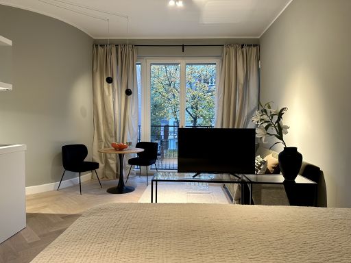 Rent 1 room apartment Berlin | Entire place | Berlin | FASANENSTRASSE, EINE DER ELEGANTESTEN ADRESSEN DER STADT