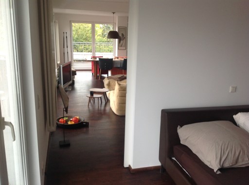 Rent 1 room apartment Köln | Entire place | Köln | Luxuriöses 95 qm ruhiges Penthouse Appartement in der Kölner Innenstadt mit umlaufender 55 qm Terrasse am Park gelegen mit Domblick | Hominext