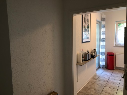 Miete 2 Zimmer Wohnung Kelsterbach | Ganze Wohnung | Kelsterbach | 3 Zimmer Apartment am Frankfurter Flughafen | Hominext