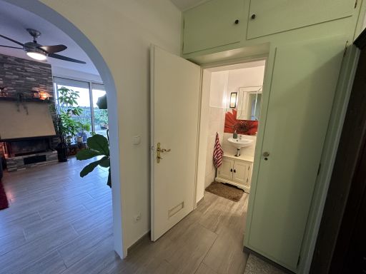 Miete 1 Zimmer Wohnung Neu-Isenburg | Ganze Wohnung | Neu-Isenburg | Luxuriöses Penthouse (möbliert) mit privater Dachterrasse & Whirlpool (max. 6 Monate) | Hominext