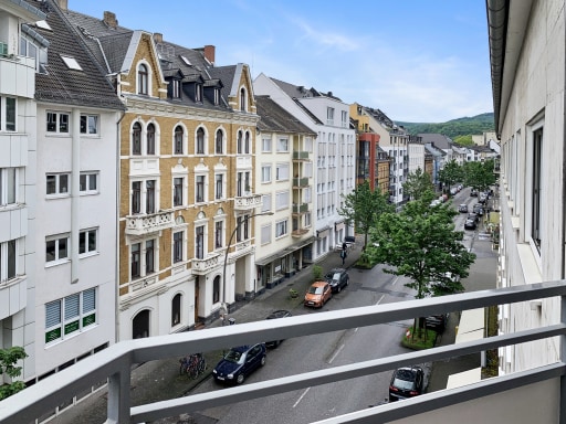 Rent 1 room apartment Koblenz | Entire place | Koblenz | Vollausgestattete möblierte 2-Zimmer-Wohnung mit 2 Balkonen in Top-Lage - Nähe zu Bahnhof und Rheinufer | Hominext