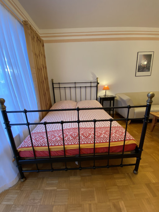 Rent 1 room apartment Wiesbaden | Entire place | Wiesbaden | Möblierte 1-Zimmerwohnung mit separater Küche, hochwertig ausgestattet mit Balkon, Eiesbaden-Bierstadt | Hominext