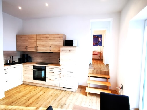 Rent 1 room apartment Magdeburg | Entire place | Magdeburg | Schöne und ruhige Wohnung am Park - WE 1 | Hominext