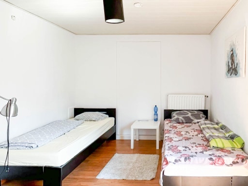 Rent 4 rooms apartment Plochingen | Entire place | Plochingen | Schicke Wohnung mit vier Schlafzimmern im Herzen von Plochingen | Hominext