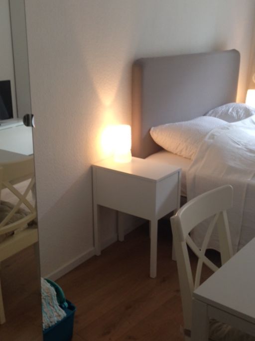 Miete 1 Zimmer Wohnung Bremen | Ganze Wohnung | Bremen | Studio Apartment mit Balkon und Wifi | Hominext