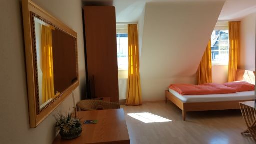 Miete 1 Zimmer Wohnung Düsseldorf | Ganze Wohnung | Düsseldorf | Kautionsfreies und zentrales Appartement, Düsseldorf - Stadtmitte