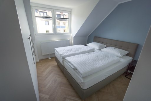 Rent 2 rooms apartment Essen | Entire place | Essen | Wunderschönes Maisonetteloft | Hominext