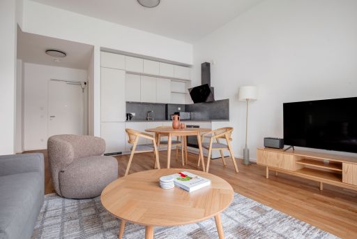 Rent 2 rooms apartment Berlin | Entire place | Berlin | Wunderschöne 3 Zi Wohnung mit viel Platz zum Wohlfühlen in rühiger Berliner Lage mit eigenem Garten | Hominext