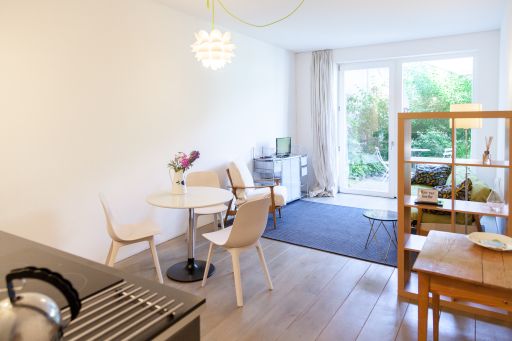 Rent 1 room apartment Bonn | Entire place | Bonn | ruhig, grün und zentral in Bonn | 1 | Hominext