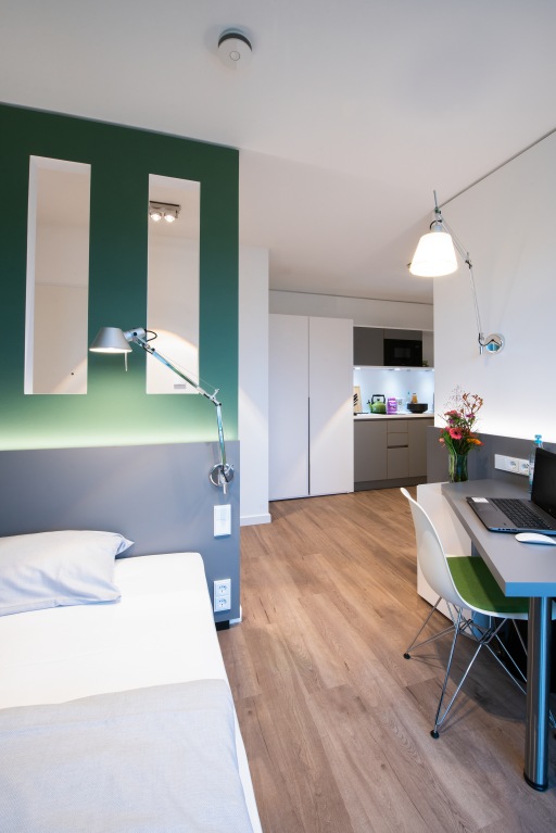 Rent 1 room apartment Köln | Entire place | Köln | LONGSTAY-RABATT - Rooftop Smart - Luxus Studio Apartment im Zentrum | Hominext