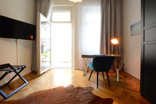 Rent 1 room apartment Bad Nauheim | Entire place | Bad Nauheim | Stadtwohnung mit Terrasse am Aliceplatz | Hominext