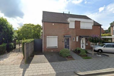 Twee onder een kap in Nuth