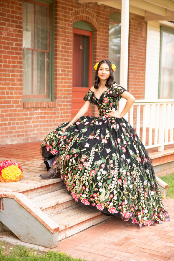 Brianna's Quinceañera Photography in La Princesa, North 59th Avenue