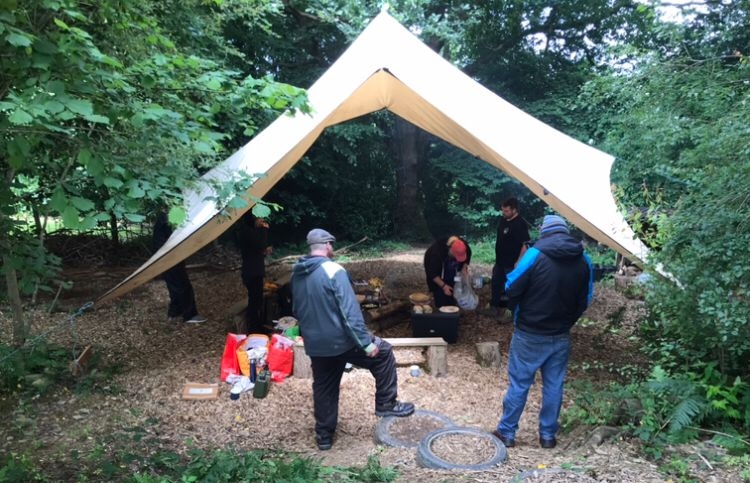 Canvas tent shelter