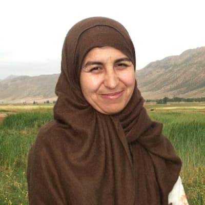 Kenza Oulghada