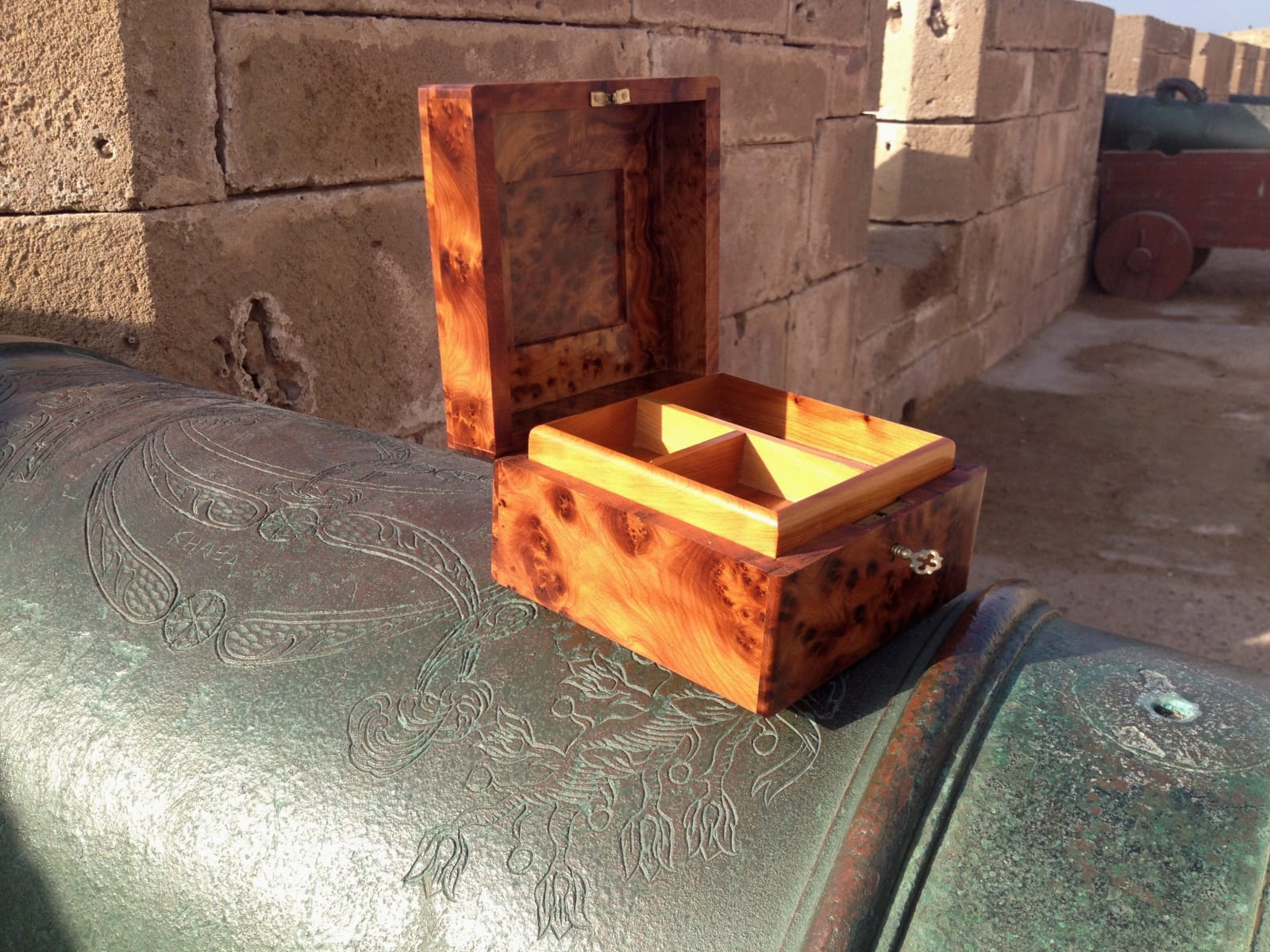  Box Thuja Wood White Morocco