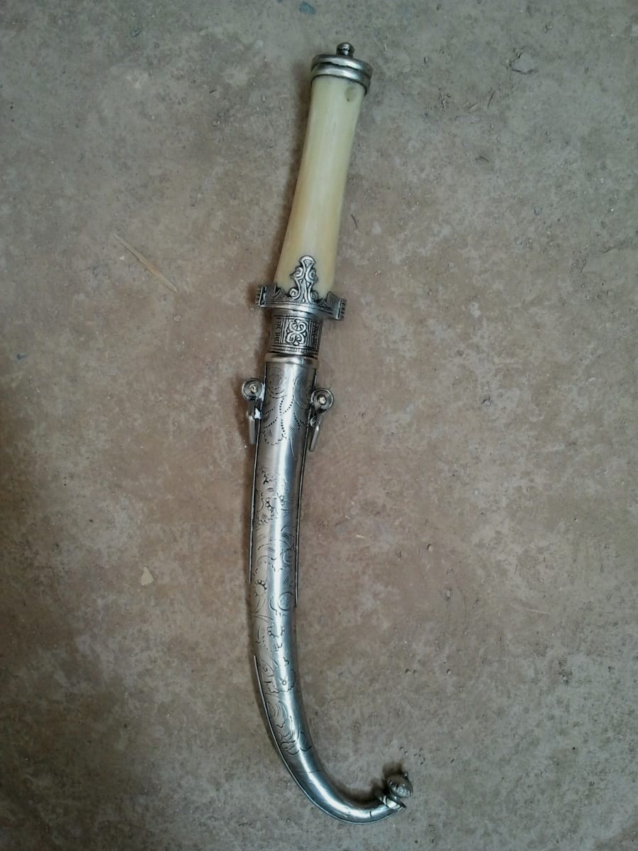 Traditional Dagger