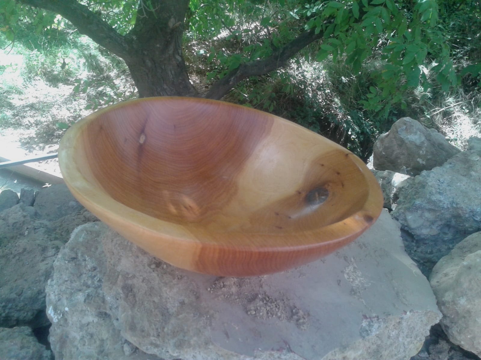  Hand Carved Bowl Juniper Wood  Morocco