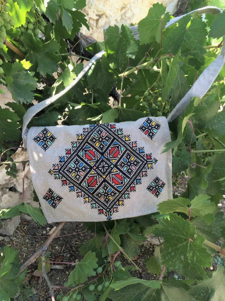  Hand Bag  fabric  and thread Colored Morocco