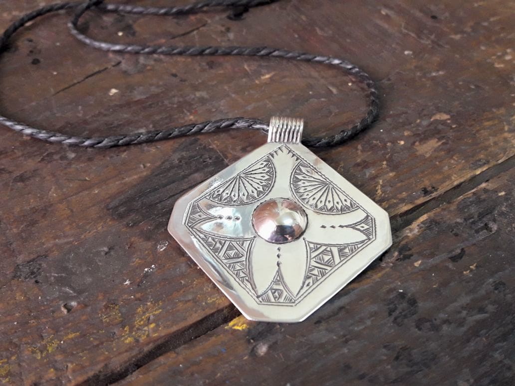  Necklace 800 Tiznit Silver Black, White Morocco