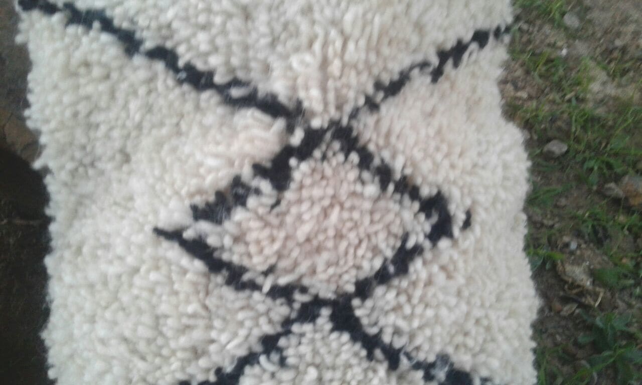 Pillow of wool