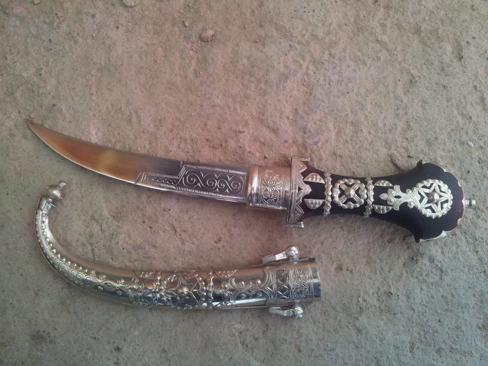 Traditional Dagger